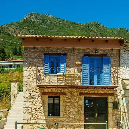 Anogi - Boutique ~1909~ בית נופש *