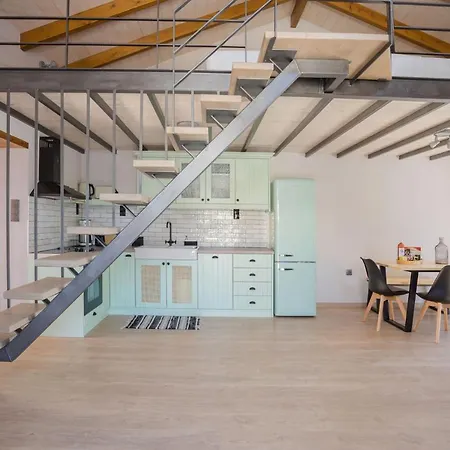 Anogi - Boutique ~1909~ בית נופש